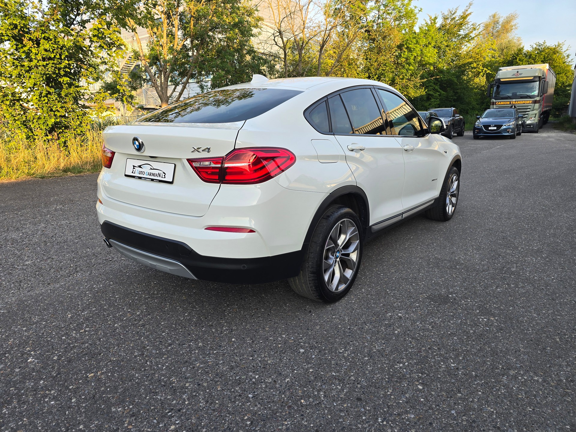 BMW X4 xDrive 20d xLine Steptronic-image-4