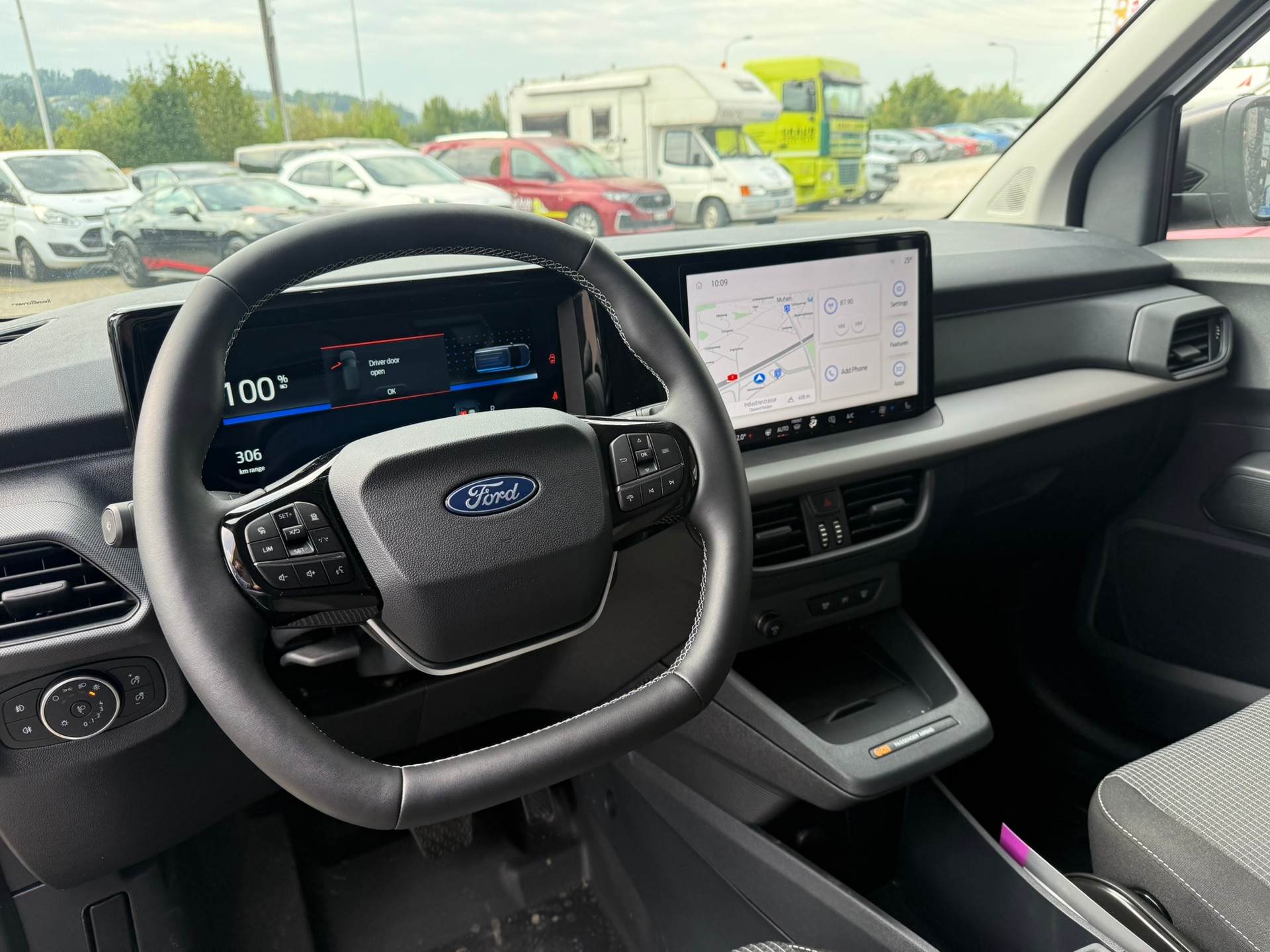 FORD E-Transit Courier Van Trend 43,5kWh-image-7