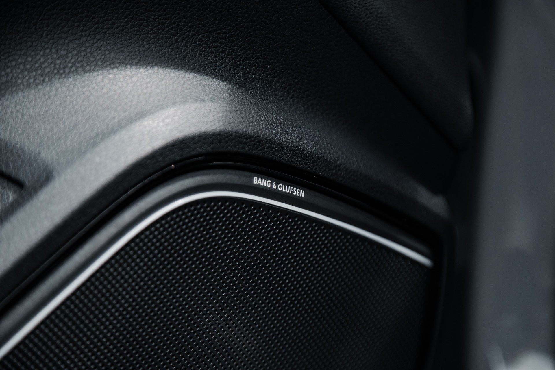 AUDI RS3 Widebody 2.5 TSI quattro S-tronic-image-14