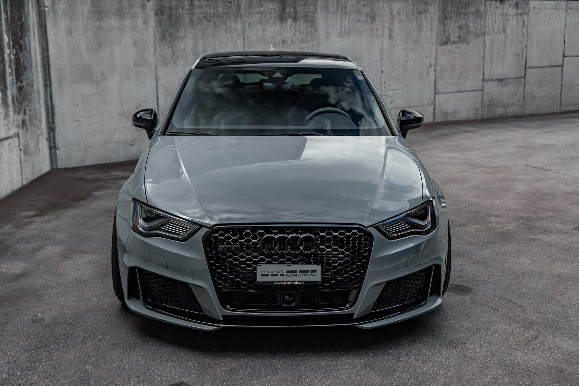 AUDI RS3 Widebody 2.5 TSI quattro S-tronic-showroom-element-1