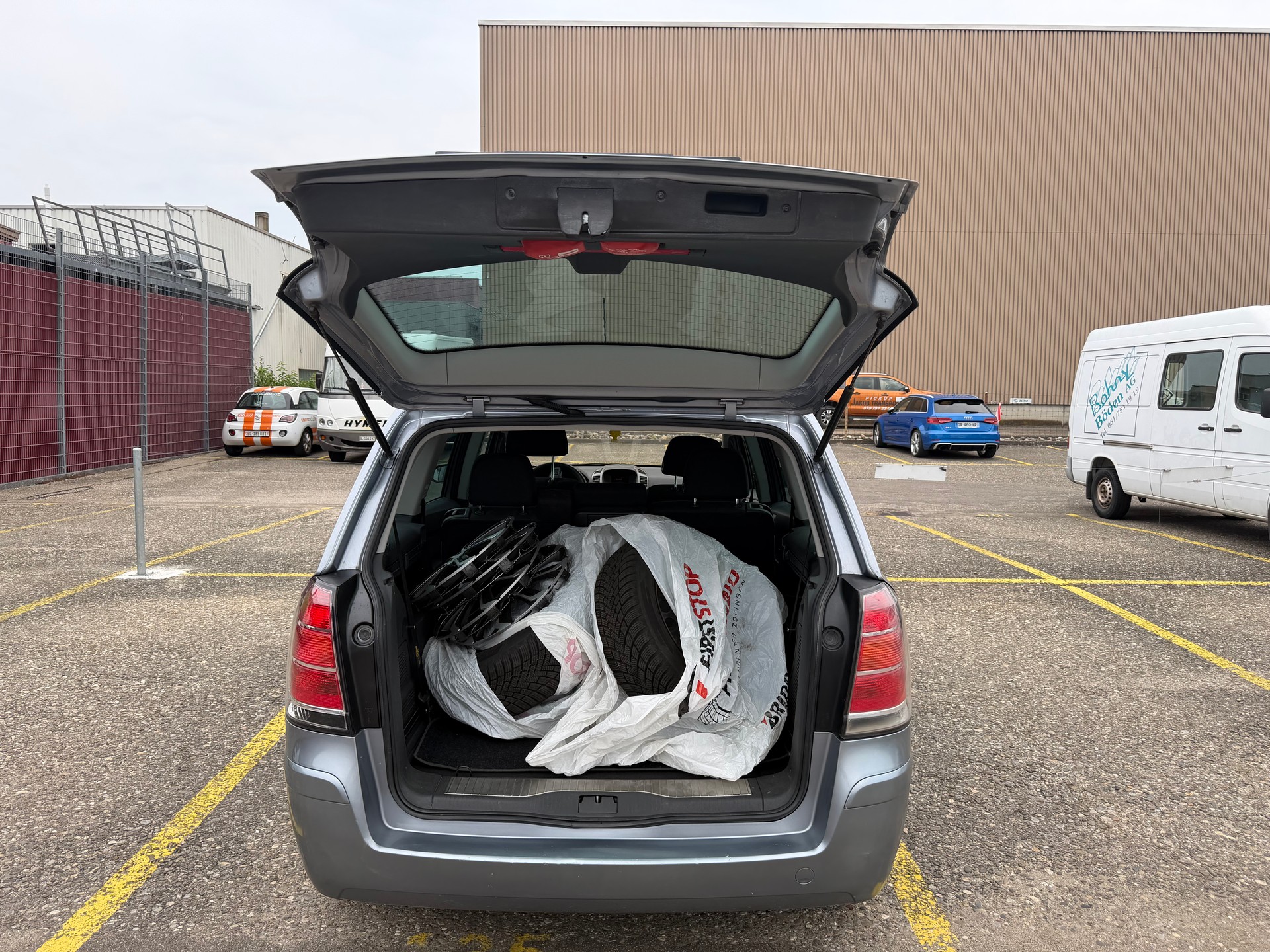 OPEL Zafira 1.8i 16V Cosmo-image-8