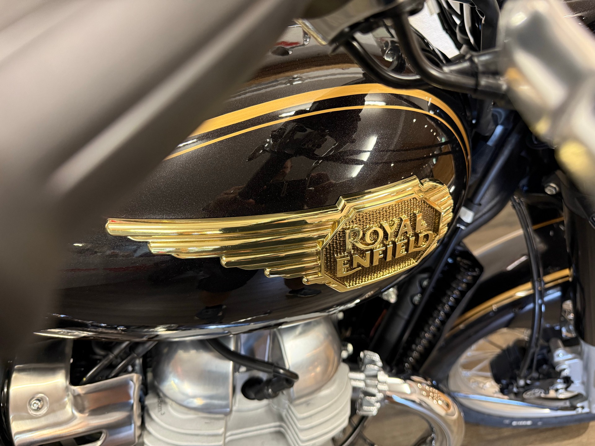 ROYAL ENFIELD Bullet 650-image-2