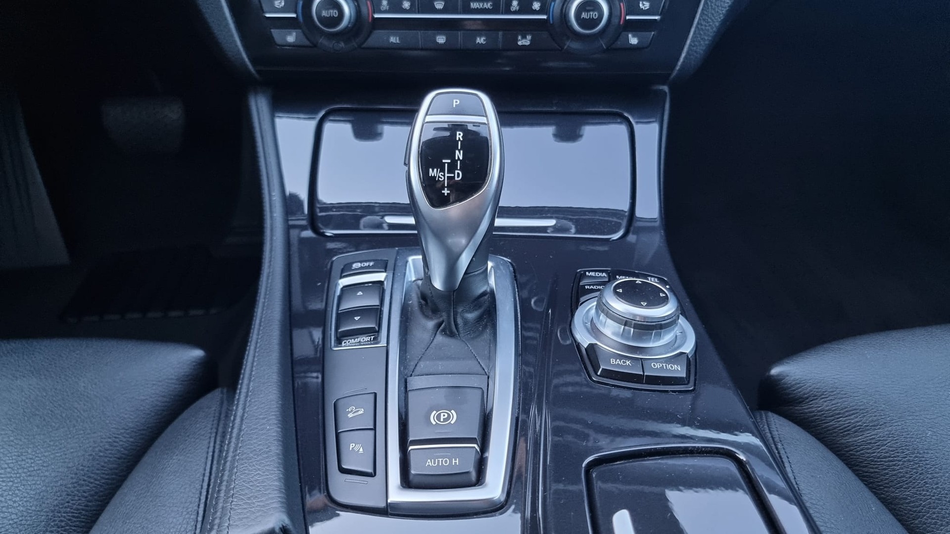 BMW 525d xDrive-image-13