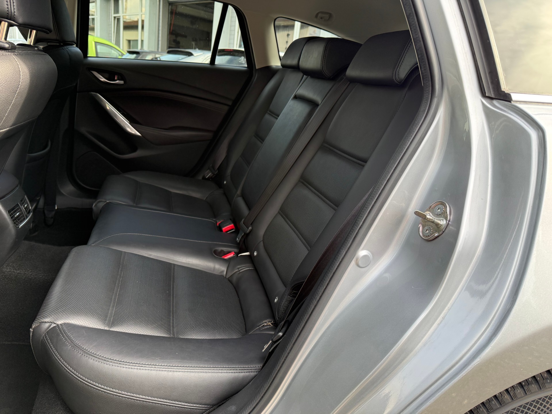MAZDA 6 Sportwagon SKYACTIV-D 175 Revolution Automat AWD-image-7