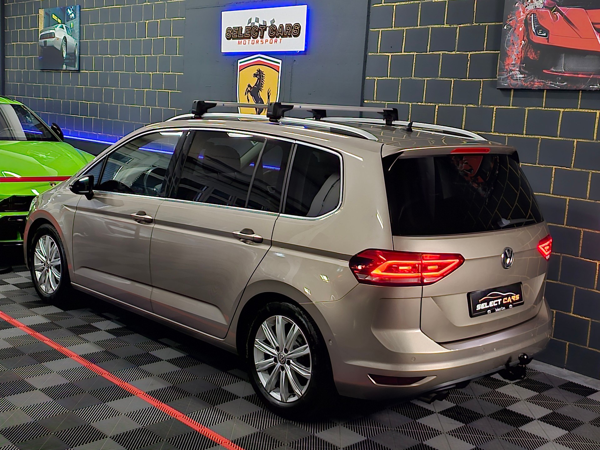 VW Touran 1.4 TSI BlueMotion Technology Highline DSG-image-5