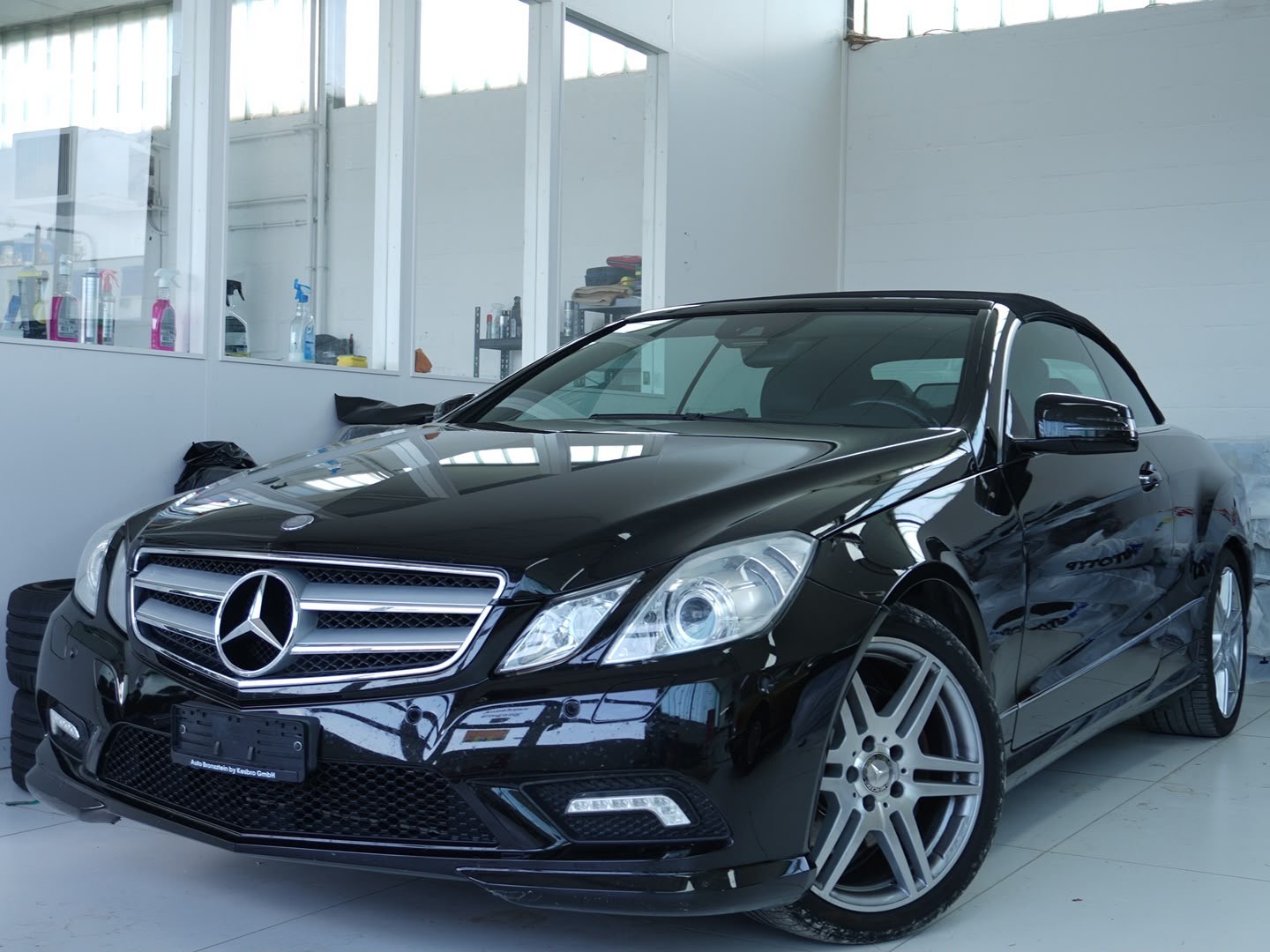 MERCEDES-BENZ E 350 CGI BlueEfficiency 7G-Tronic-showroom-element-1
