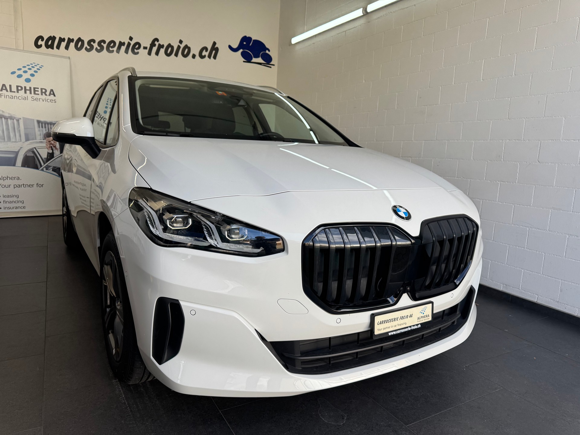 BMW 223d Active Tourer xDrive DKG
