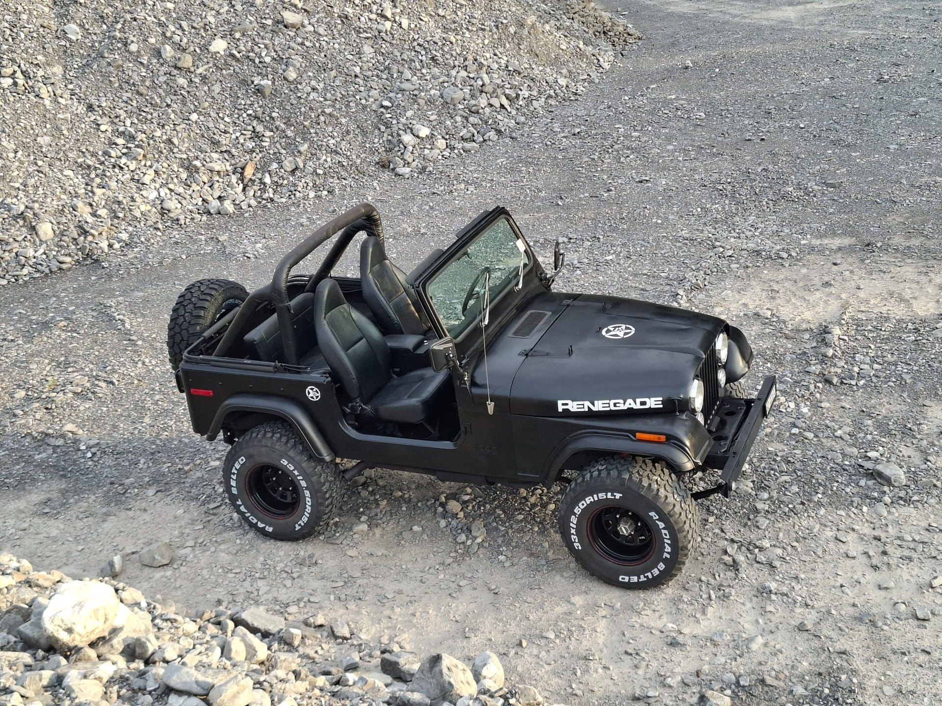 JEEP Renegade V8