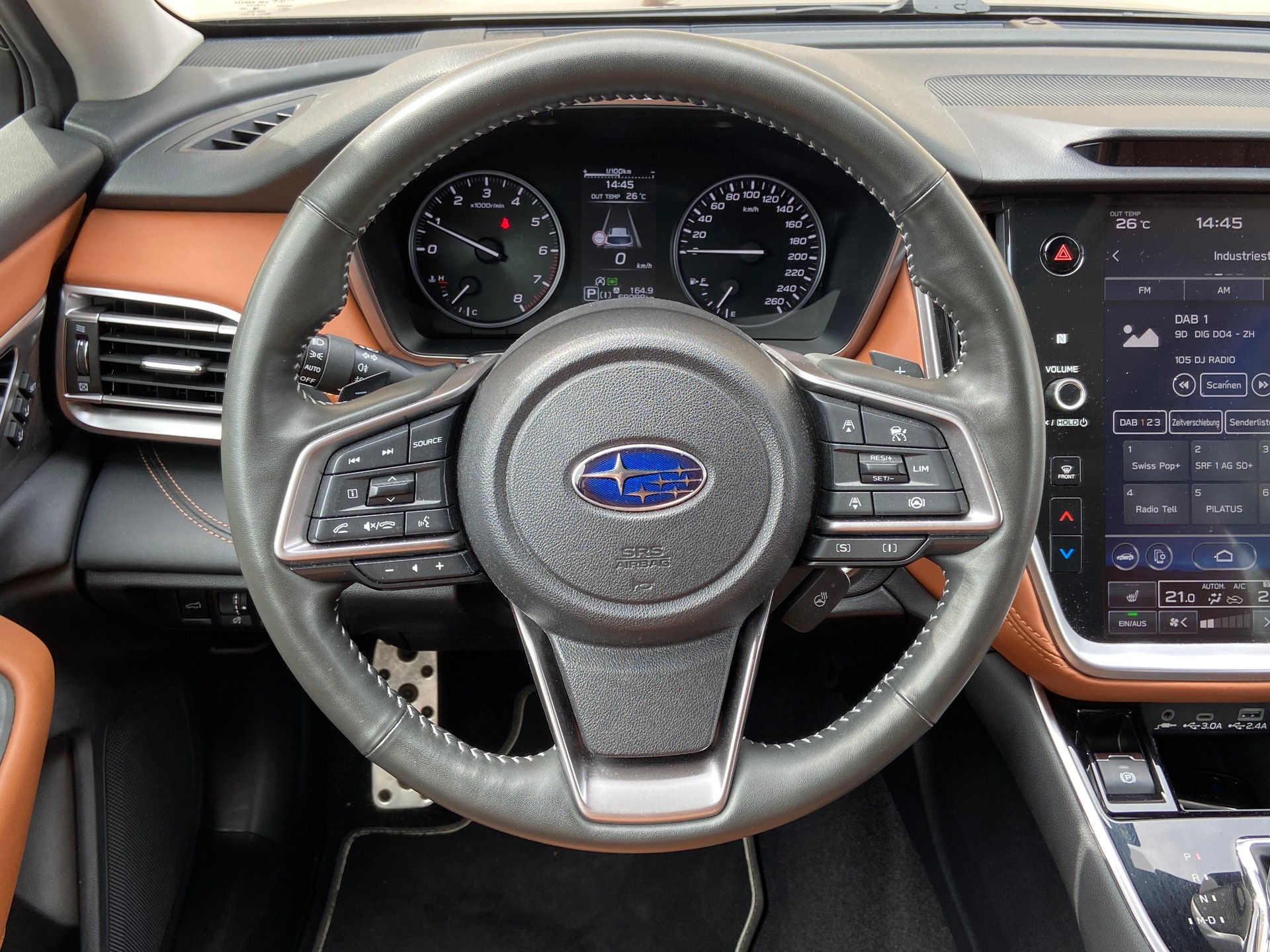 SUBARU Outback 2.5i Luxury AWD Lineartronic-image-8