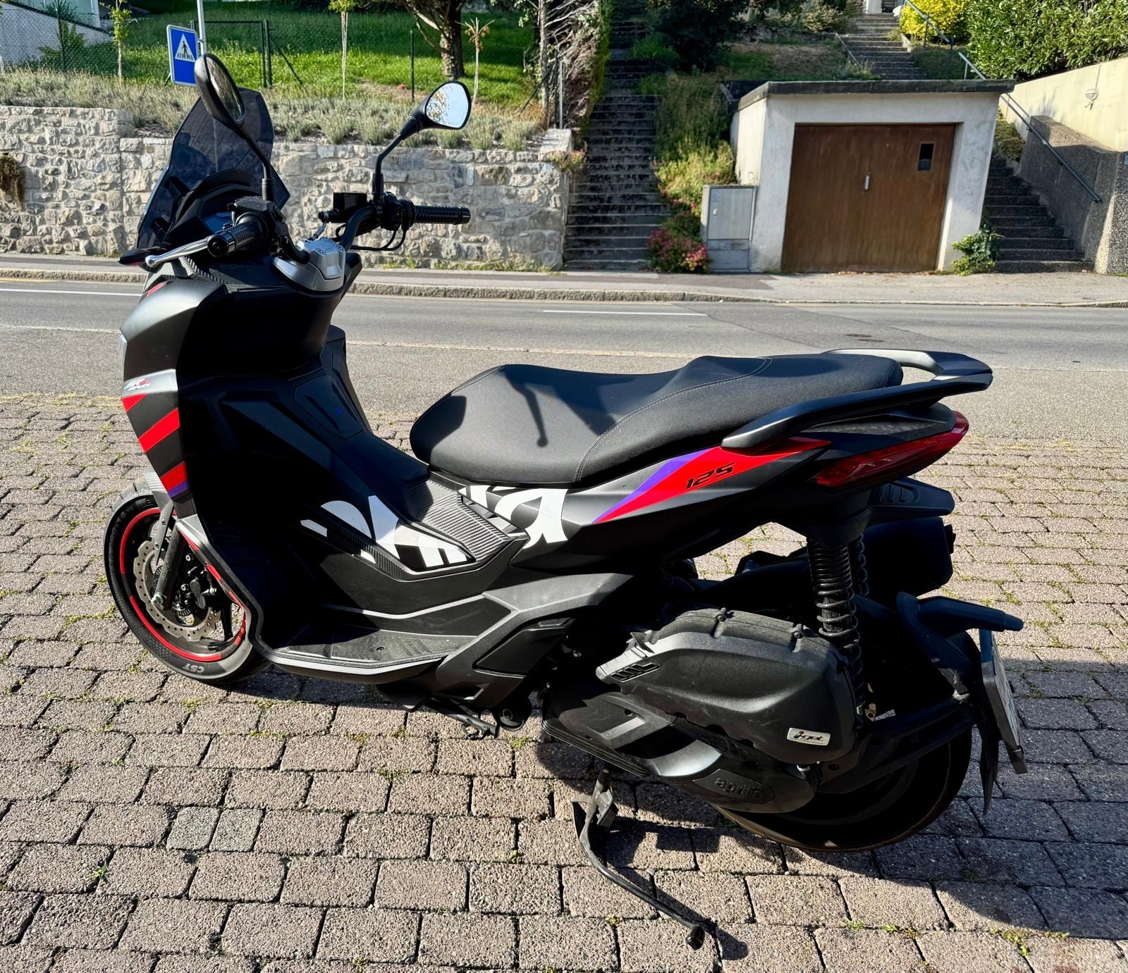 APRILIA SR 125 GT Replica ABS-image-1