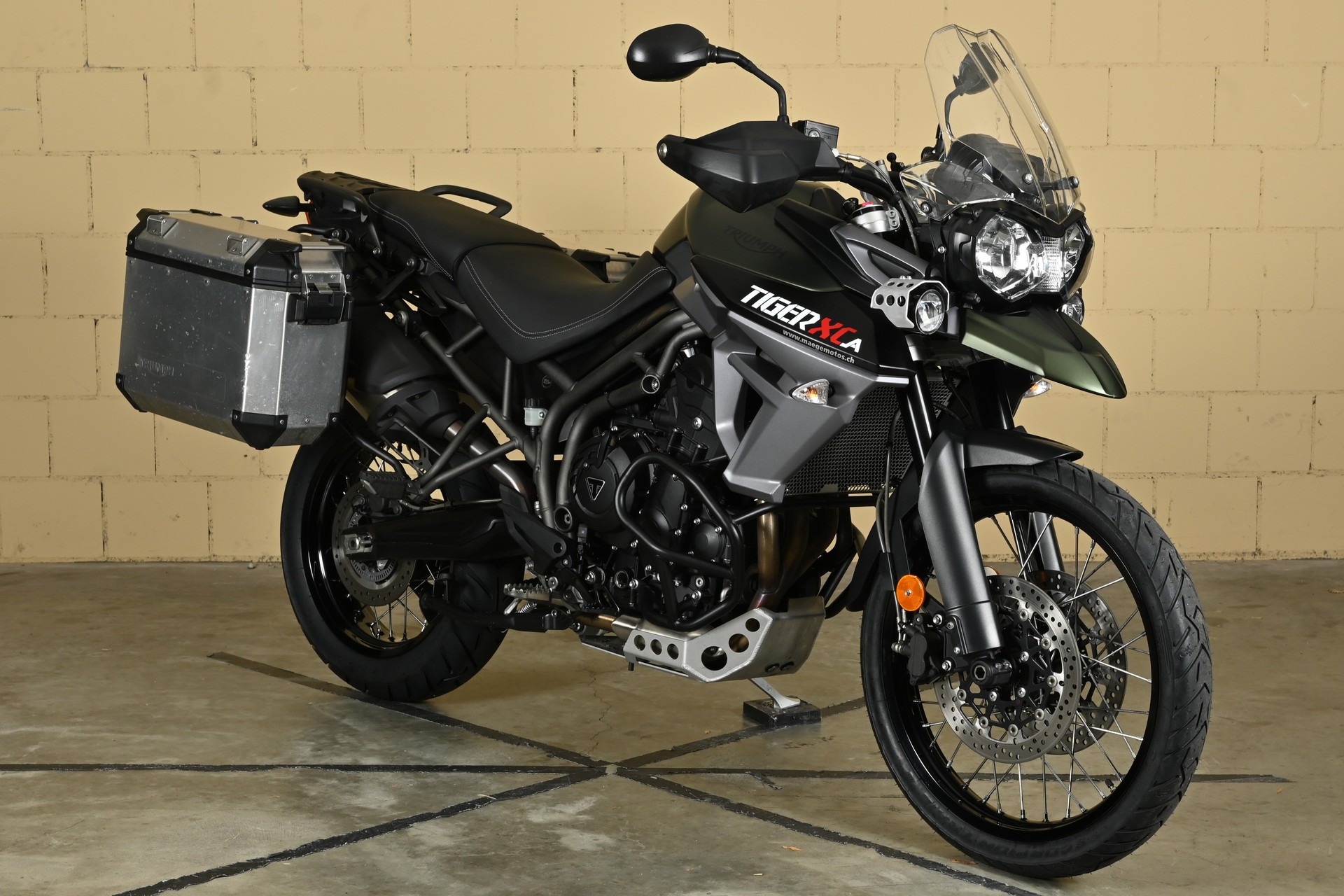 TRIUMPH Tiger 800 XCa ABS-image-1