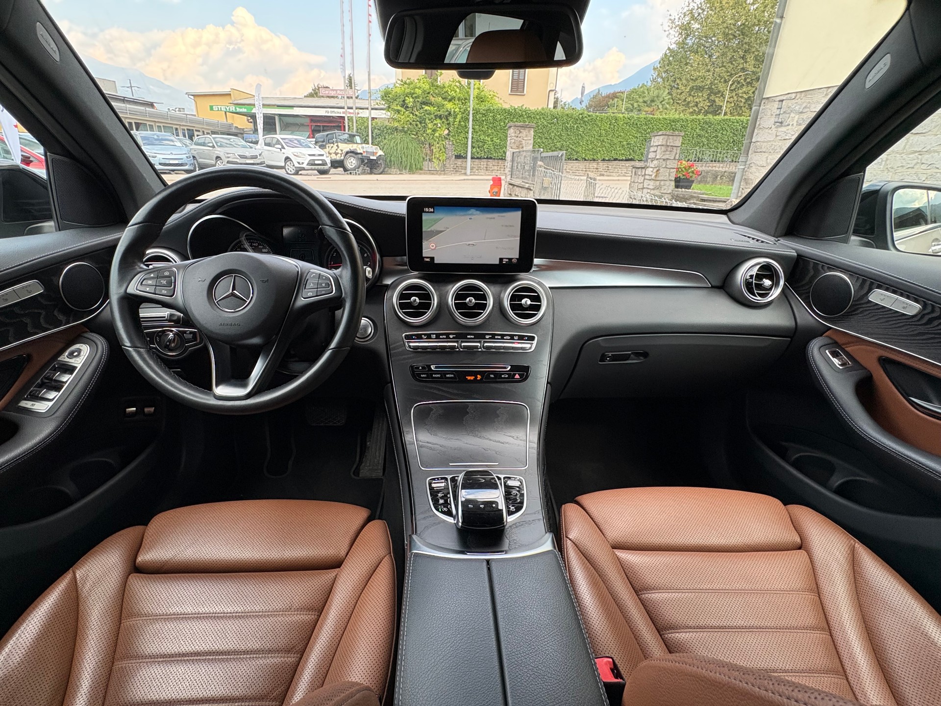MERCEDES-BENZ GLC 250 Exclusive 4Matic 9G-Tronic-image-14