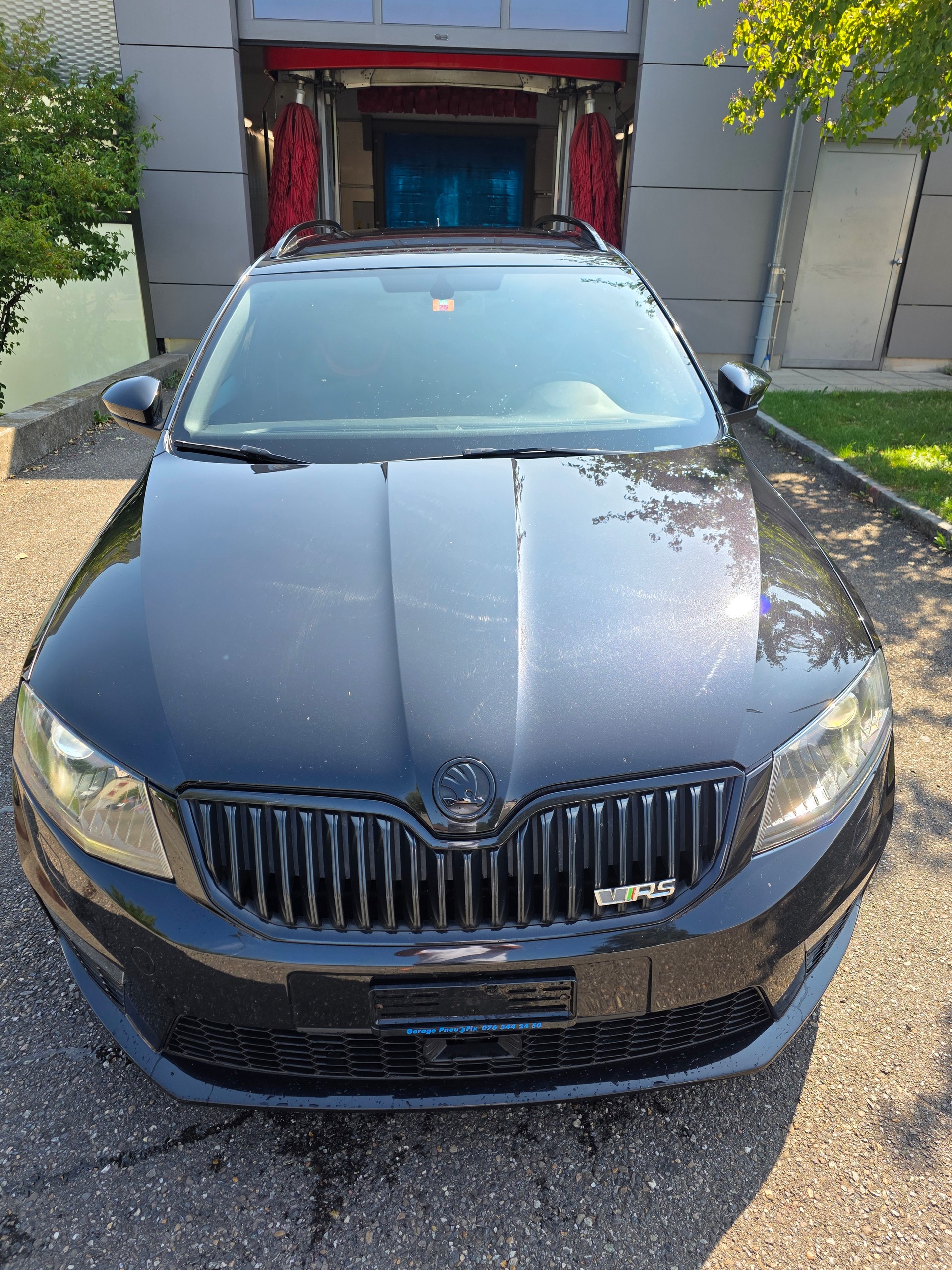 SKODA Octavia Combi 2.0 TSI RS DSG-image-9