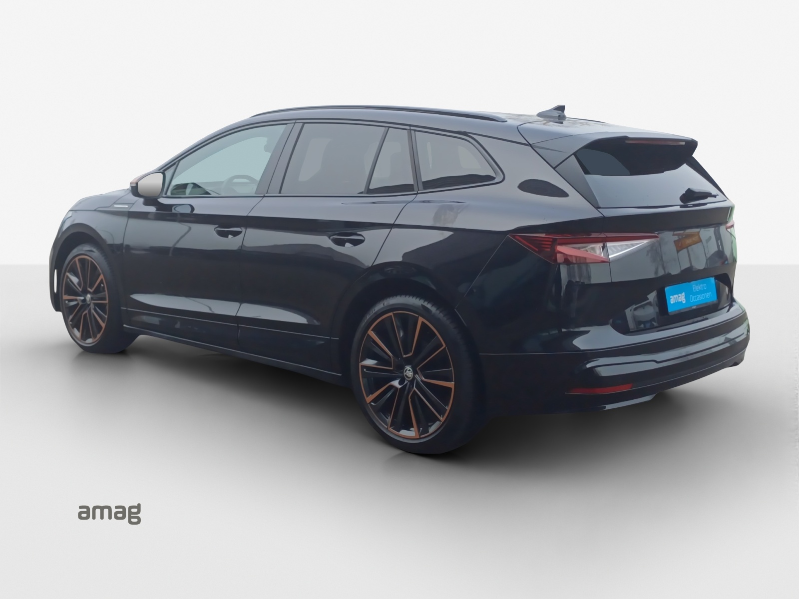 SKODA Enyaq iV 80x Founders Edition-showroom-element-2