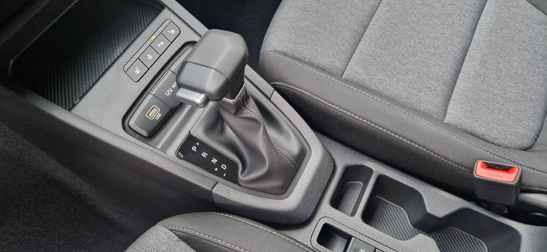 KIA Stonic 1.0 T-GDi-image-12