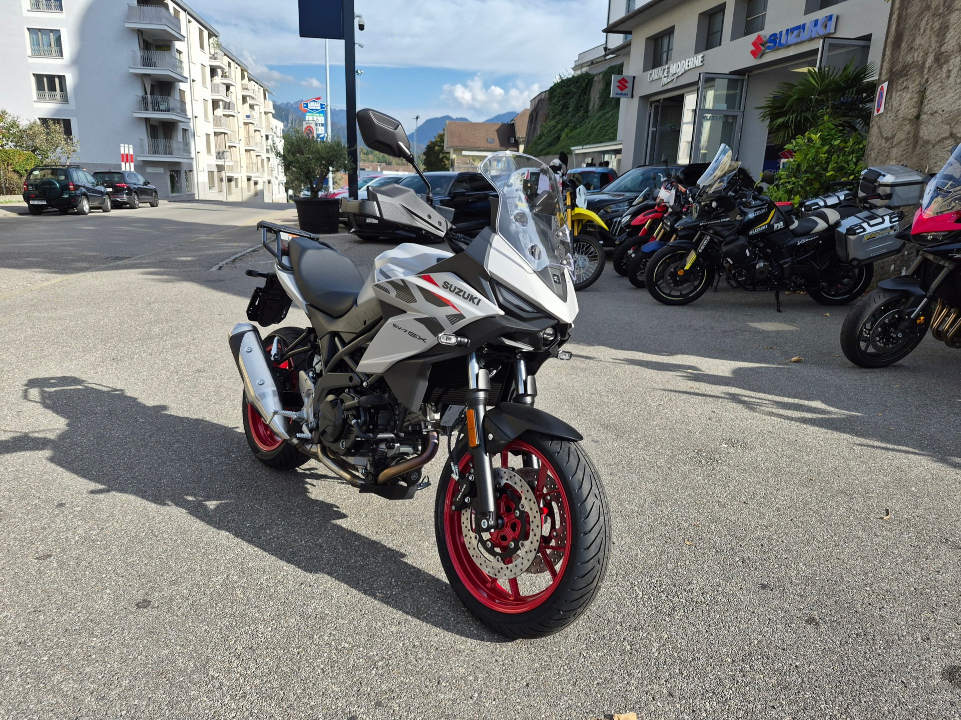 SUZUKI SV 7GX-image-0