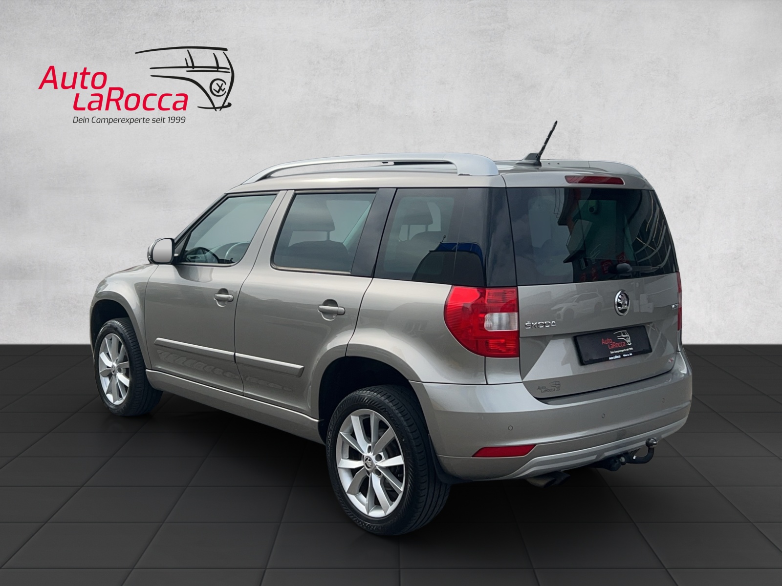 SKODA Yeti 2.0 TDI Ambition 4x4 DSG-showroom-element-2
