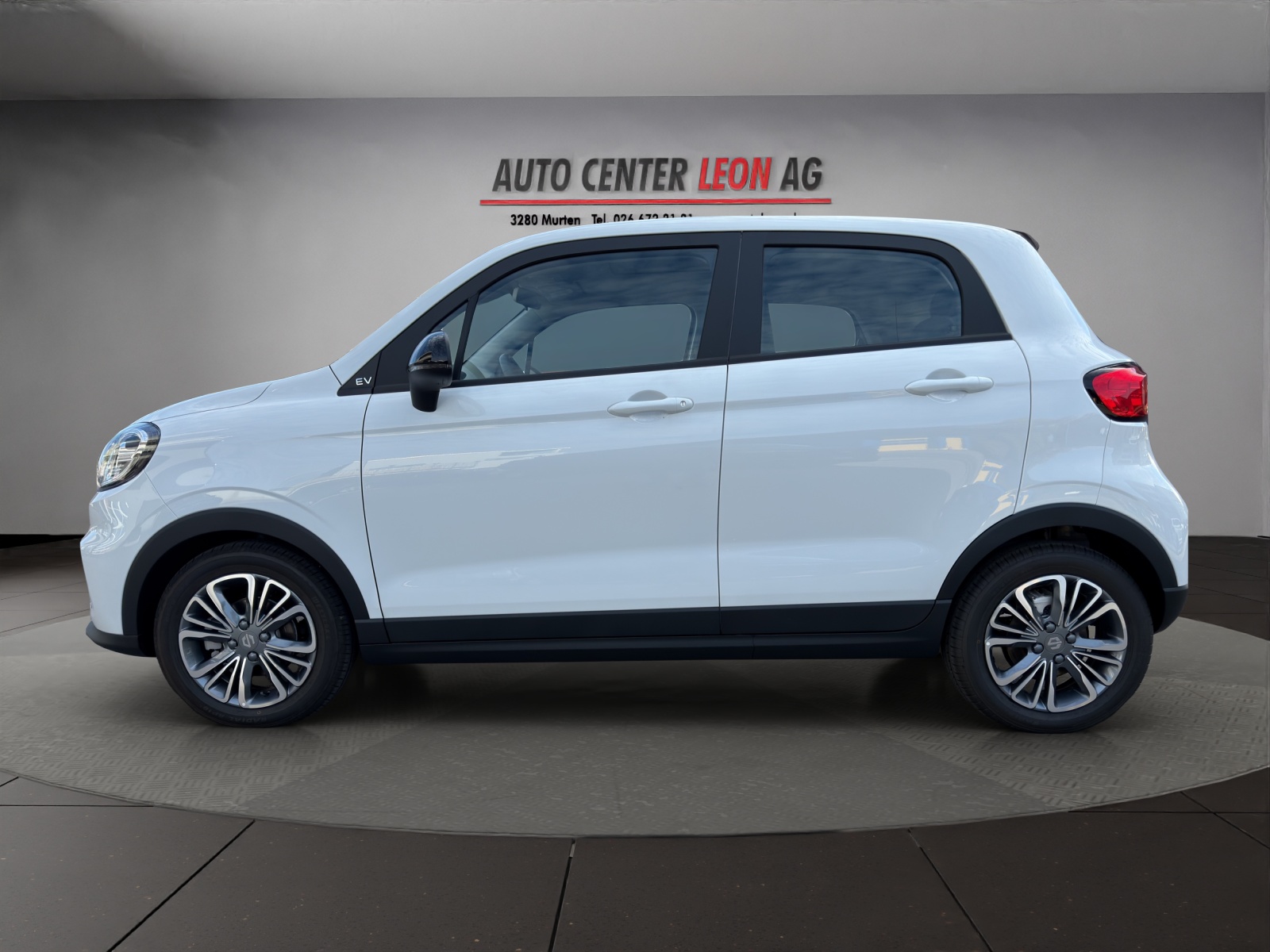 LEAPMOTOR T03 37kWh-showroom-element-2