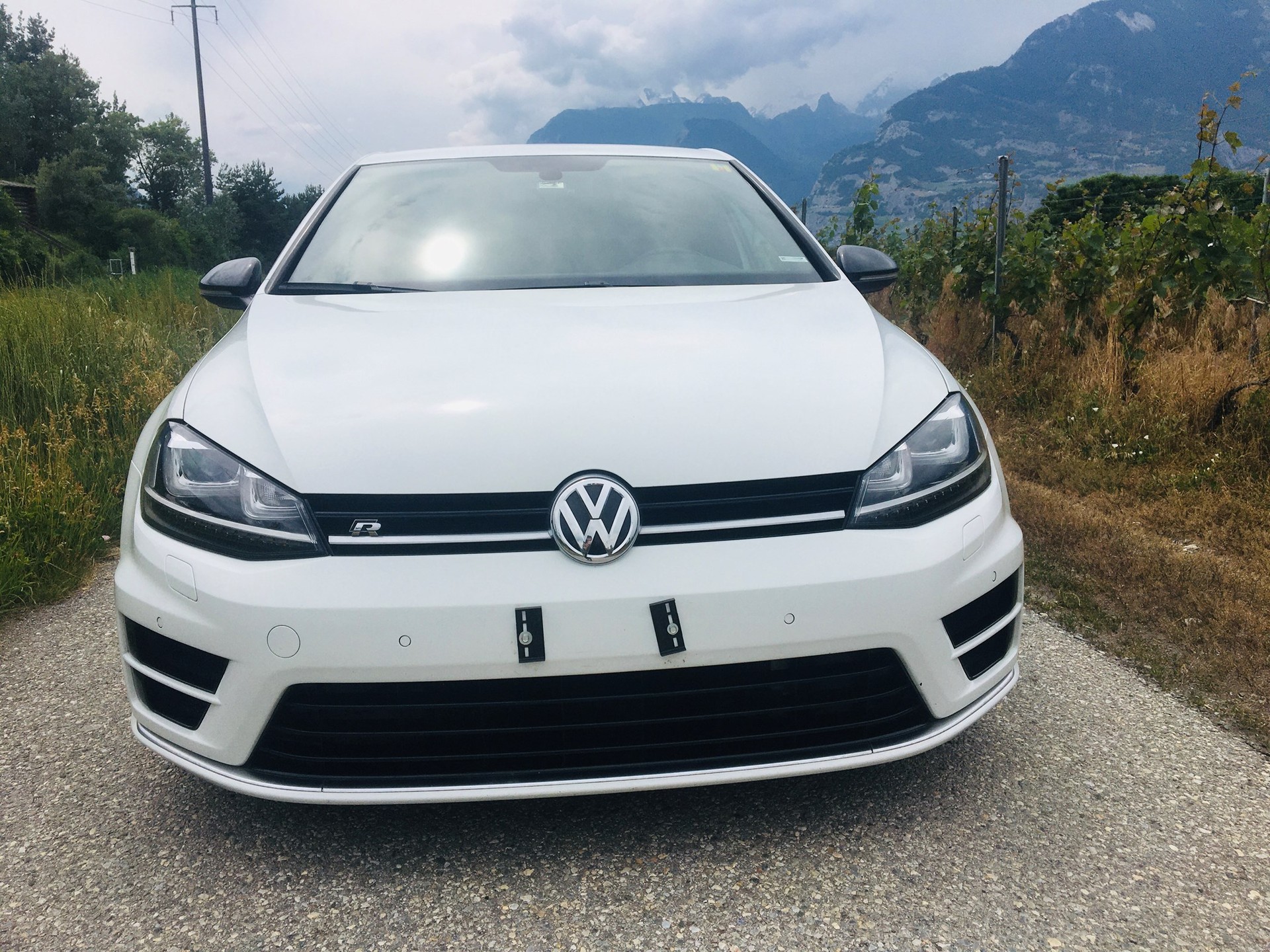 VW Golf 2.0 TSI R 4Motion DSG-showroom-element-2