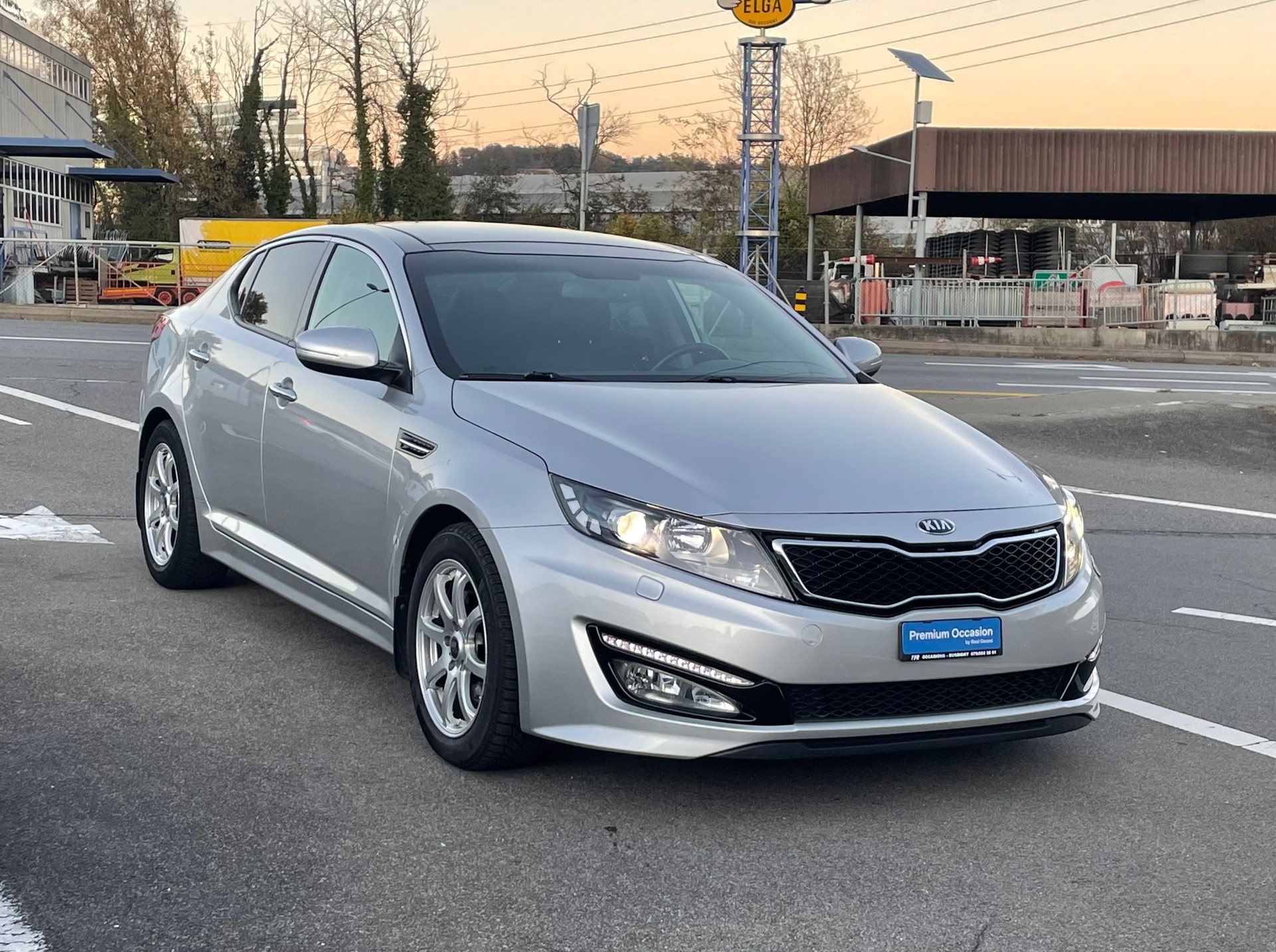 KIA Optima 2.0 CVVT Hybrid Automatic-showroom-element-2