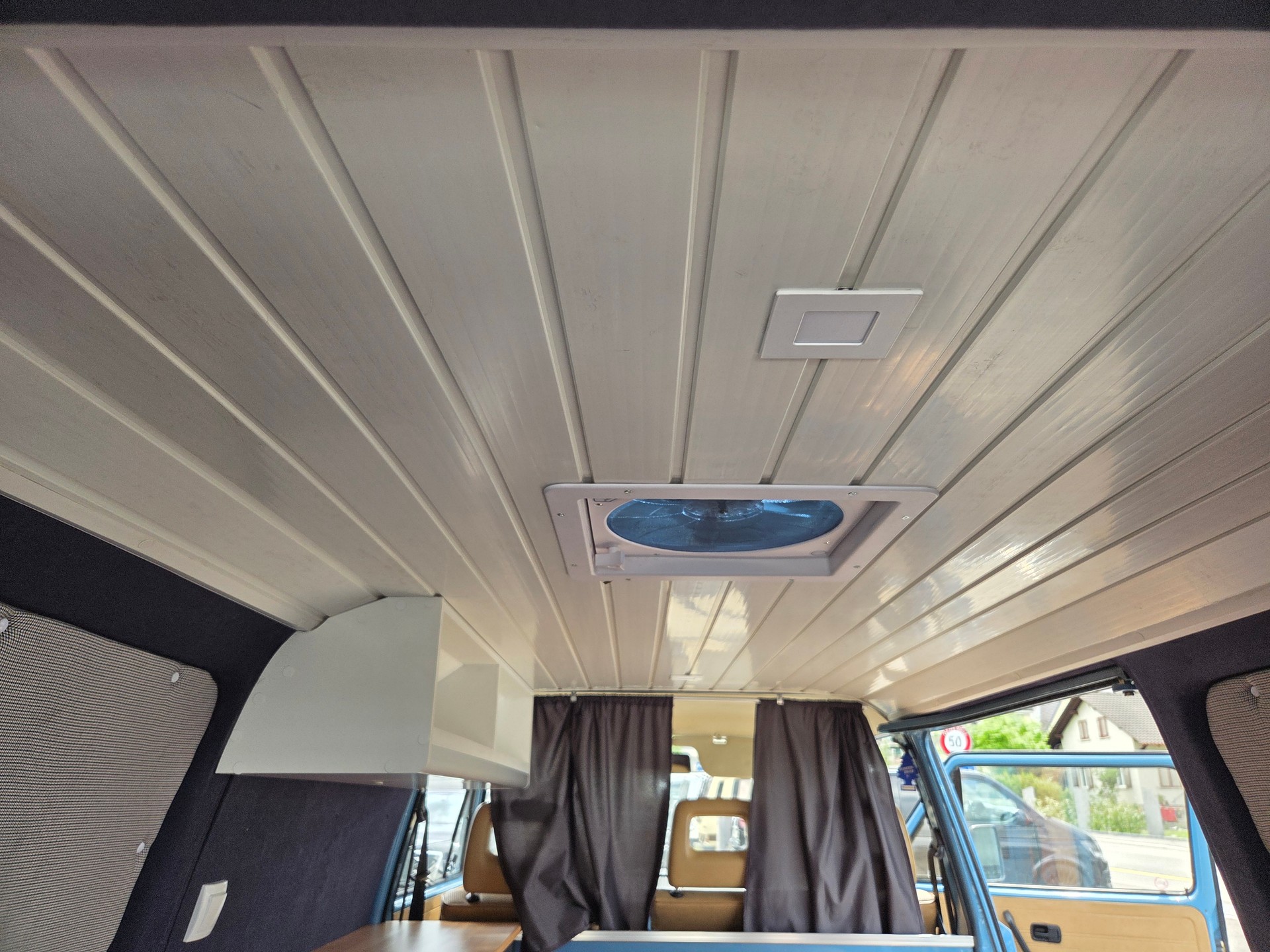 VW T3 1.9 Camper-image-19