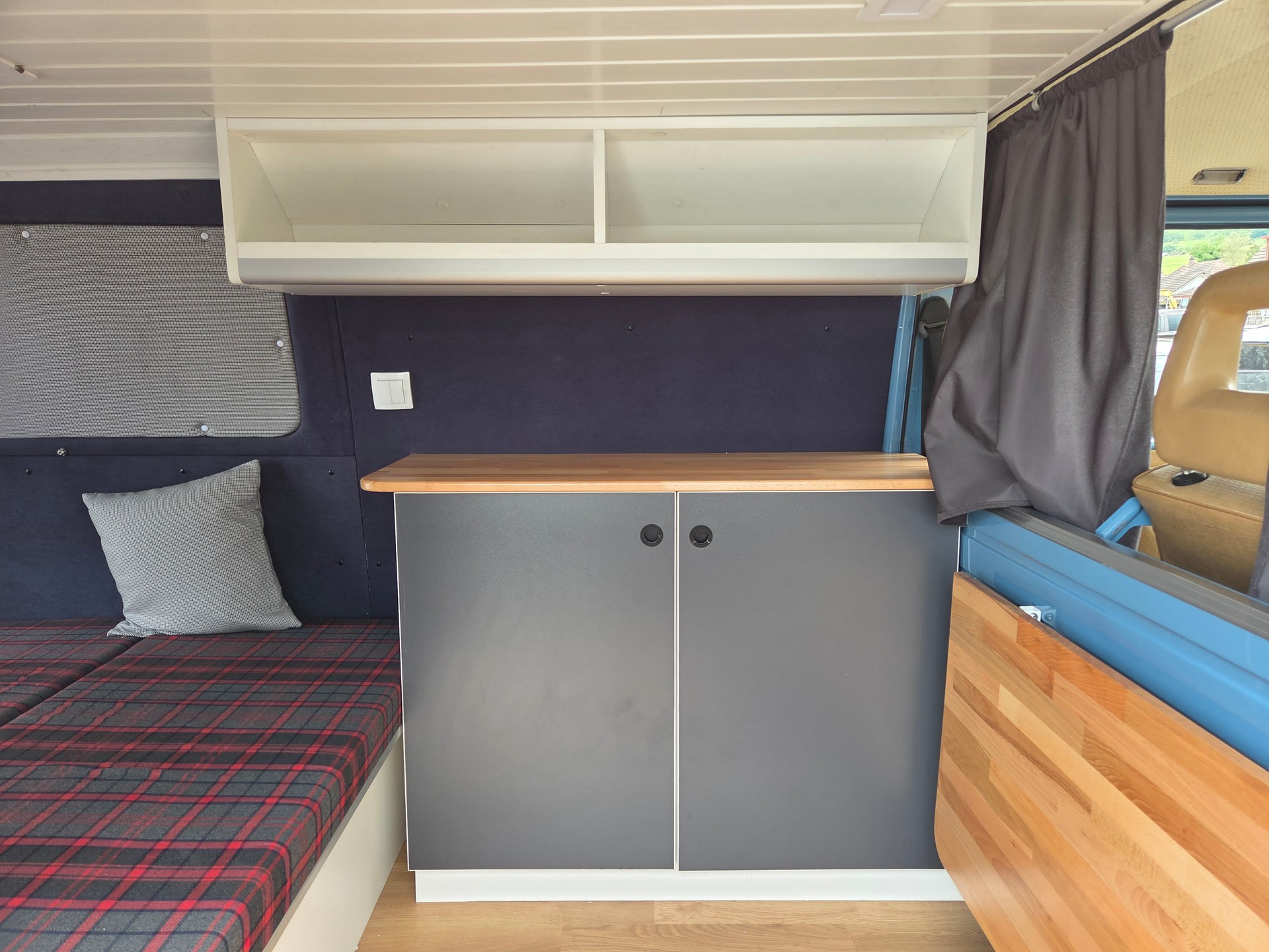 VW T3 1.9 Camper-image-14