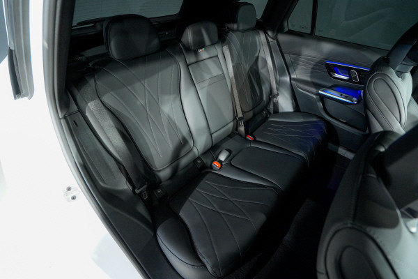 MERCEDES-BENZ GLC 300 d 4M 9G-Tronic-image-9