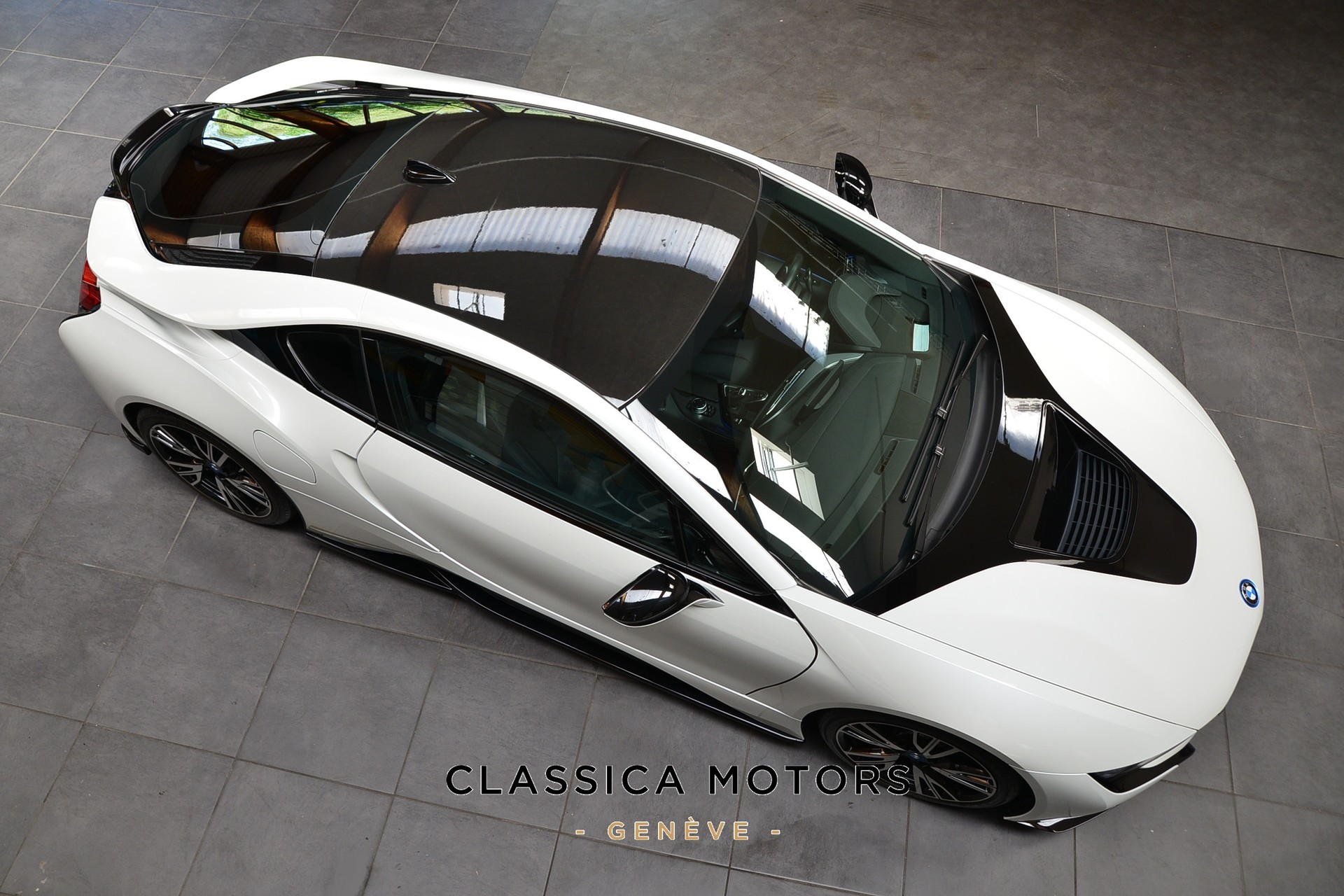 BMW i8 Coupé-image-16