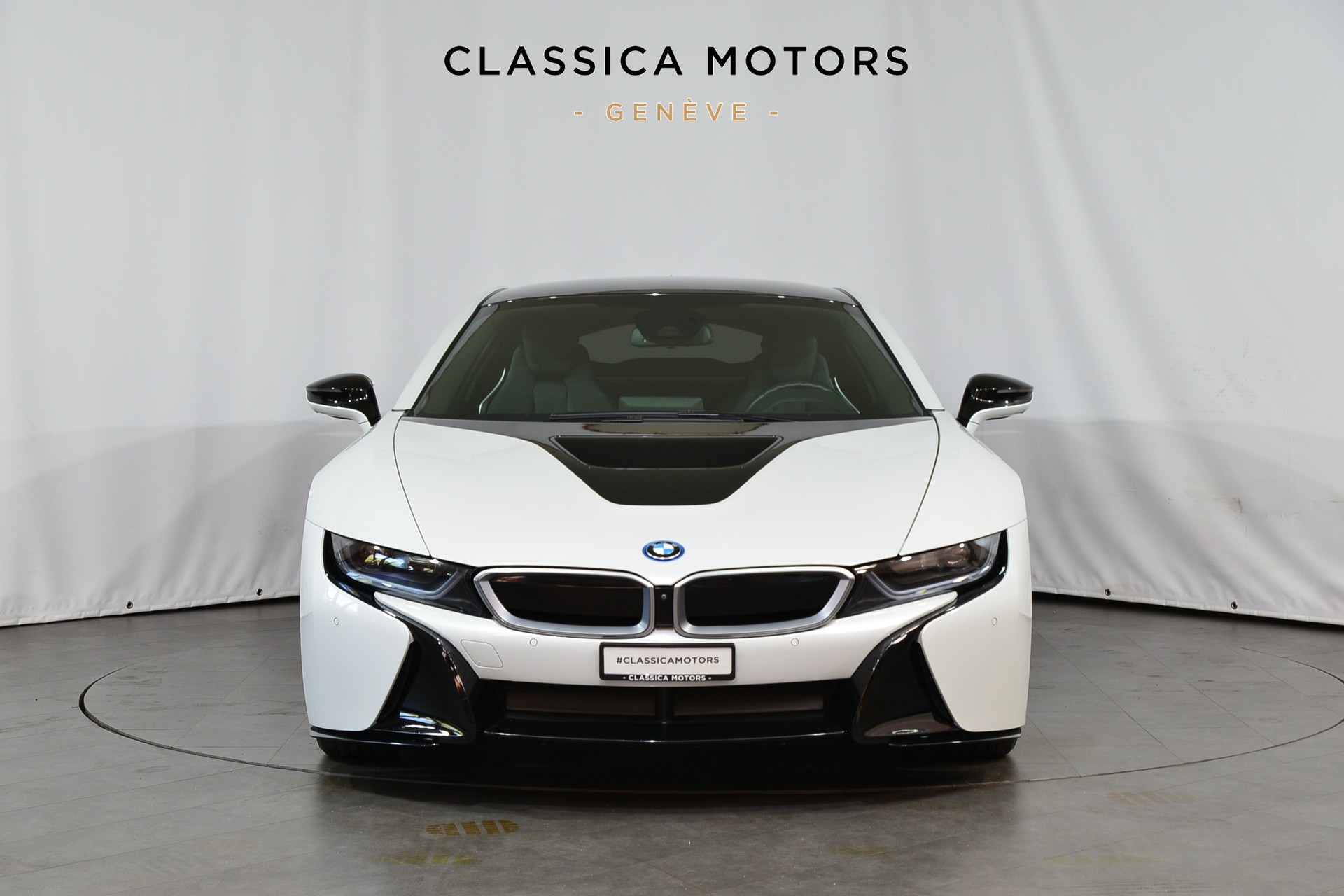 BMW i8 Coupé-image-8