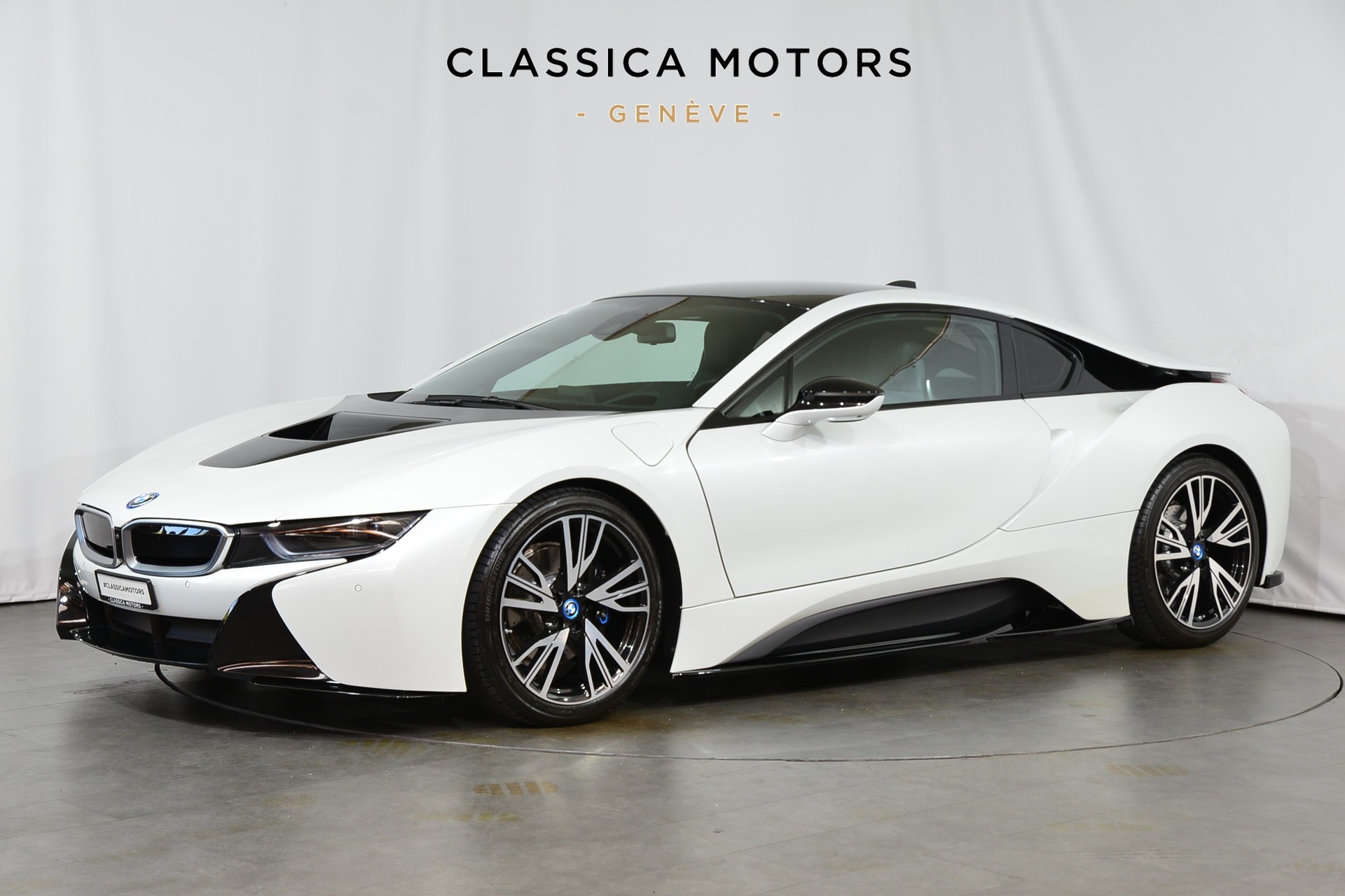 BMW i8 Coupé-image-7