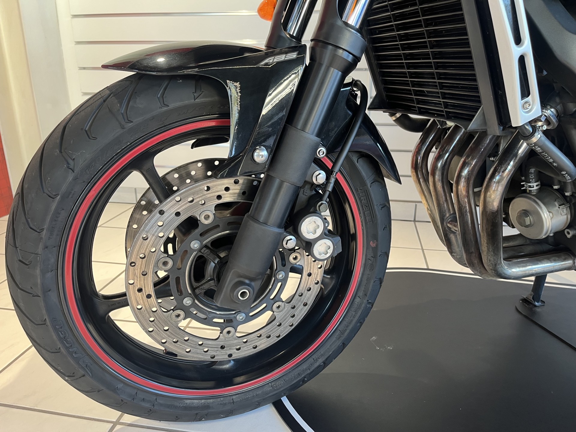 YAMAHA FZ6-image-5