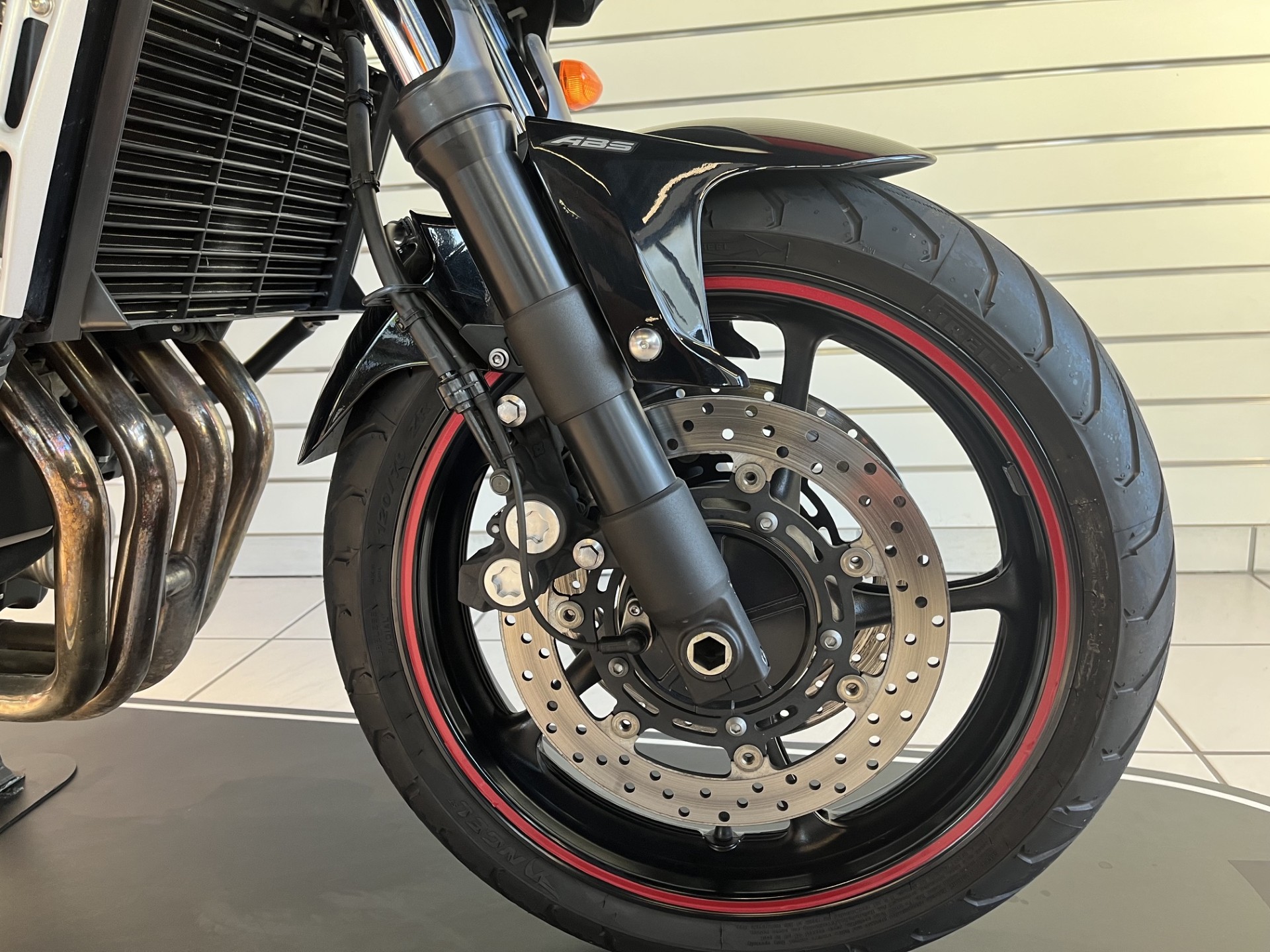YAMAHA FZ6-image-4