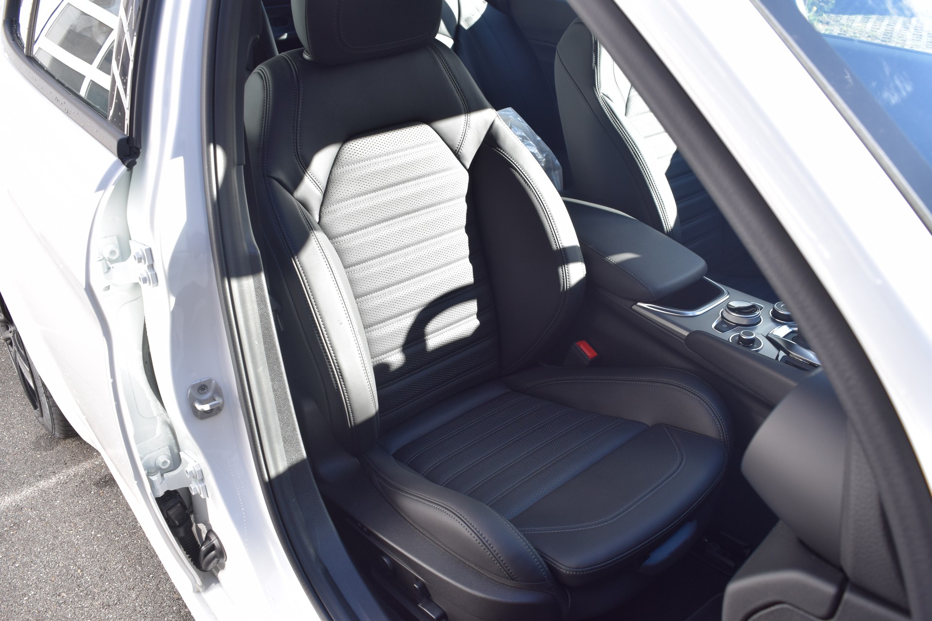 ALFA ROMEO Giulia 2.0 Sprint Edition Q4 AT8-image-19