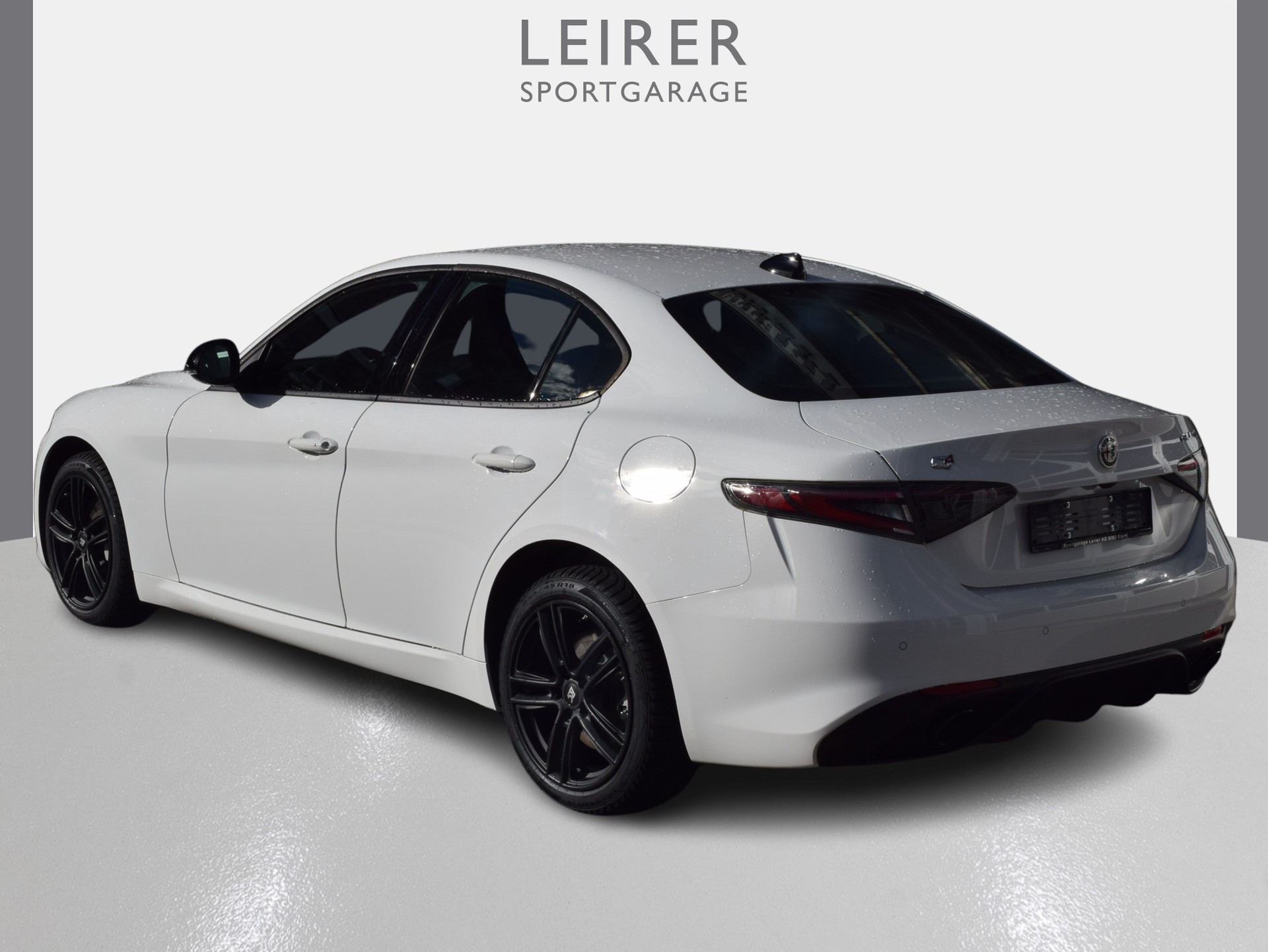 ALFA ROMEO Giulia 2.0 Sprint Edition Q4 AT8-showroom-element-2