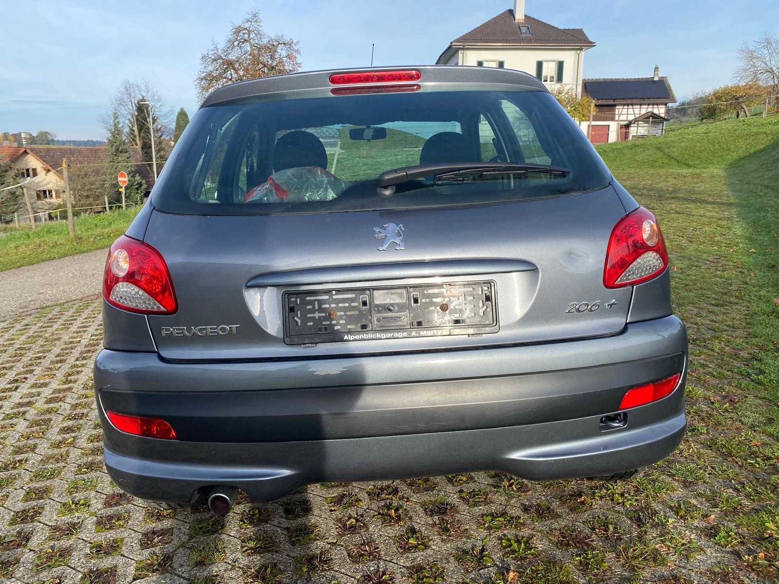 PEUGEOT 206+ 1.4 Trendy-image-5