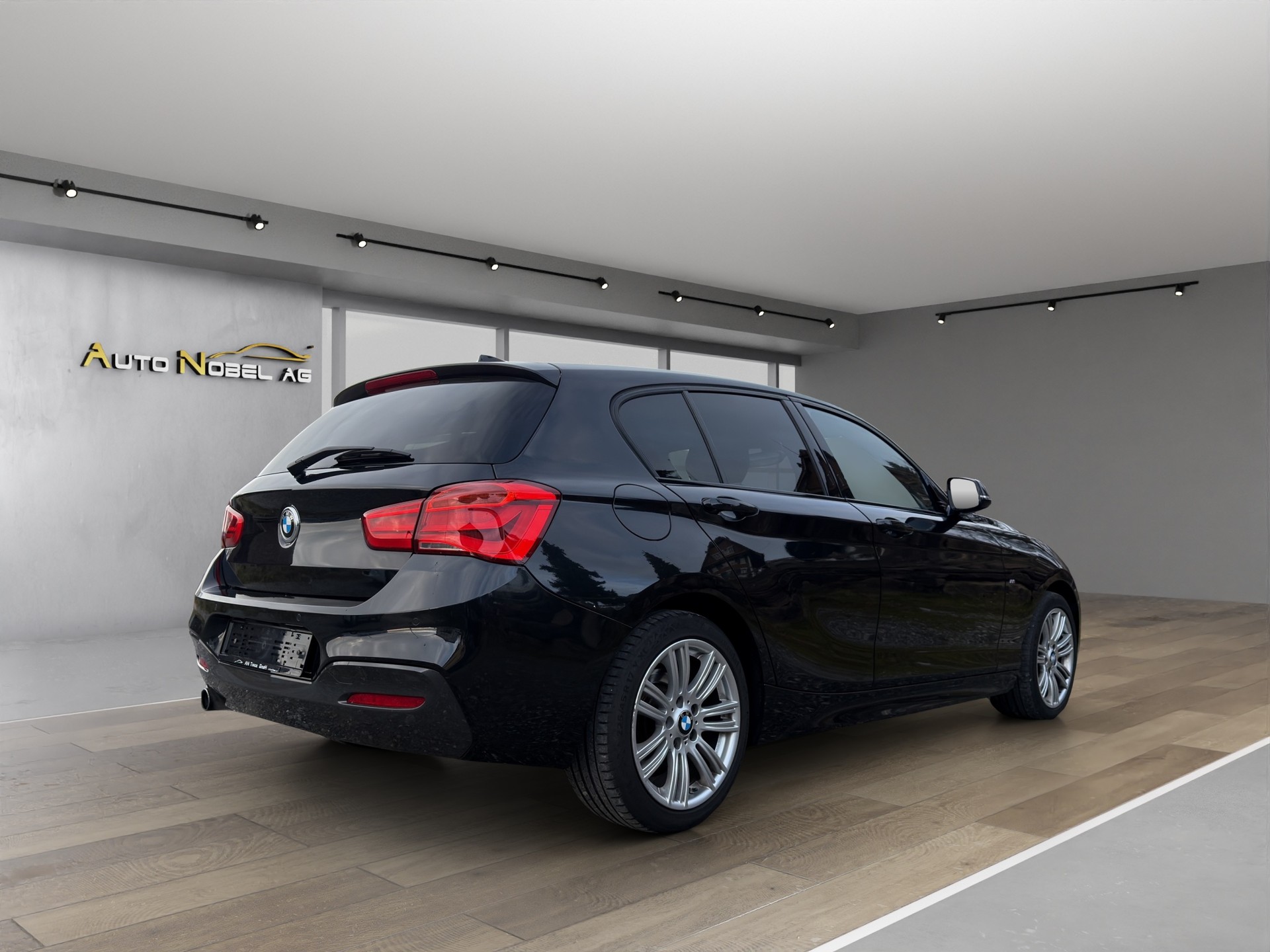 BMW 118d xDrive M Sport-image-7