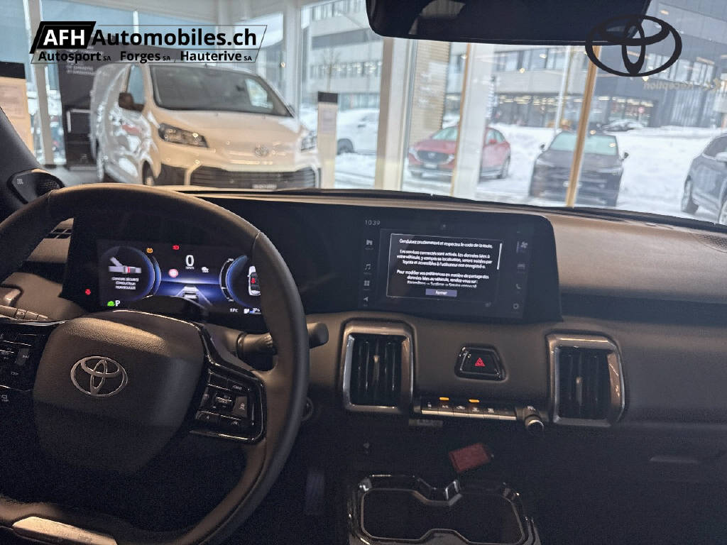 TOYOTA Urban Cruiser Premium AWD-image-11