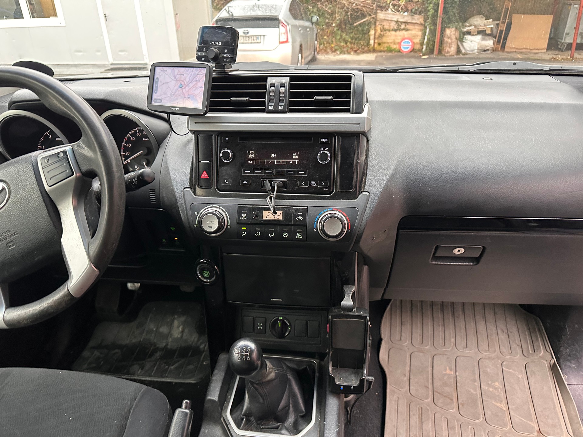 TOYOTA Land Cruiser 2.8TD luna-image-10