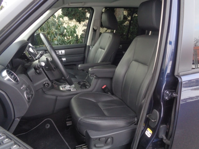 LAND ROVER Discovery 3.0 SDV6 HSE Automatic-image-6