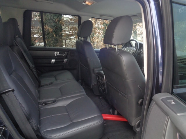 LAND ROVER Discovery 3.0 SDV6 HSE Automatic-image-5