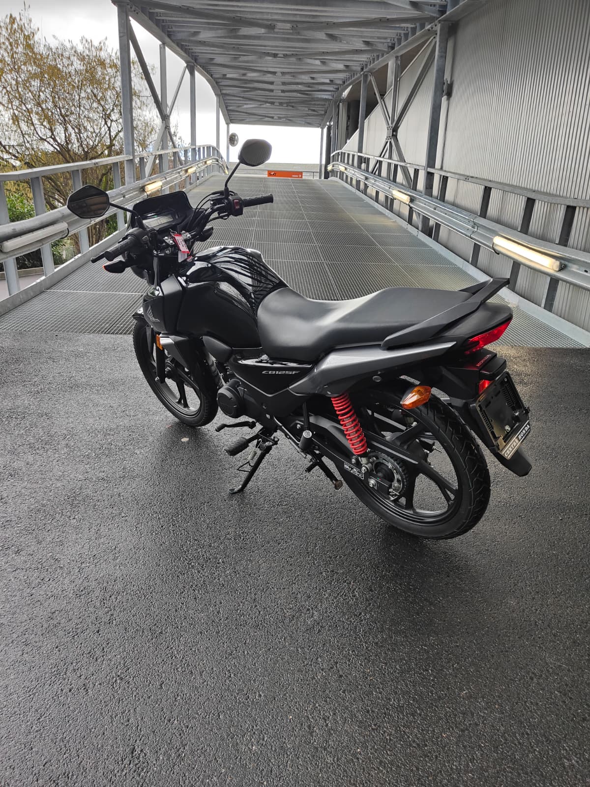 HONDA CBF 125 M-image-4