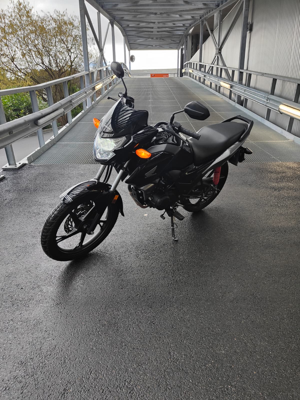 HONDA CBF 125 M-showroom-element-3