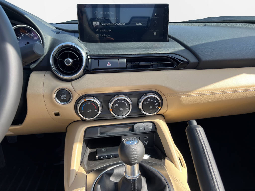 MAZDA MX-5 1.5 Kazari-image-6