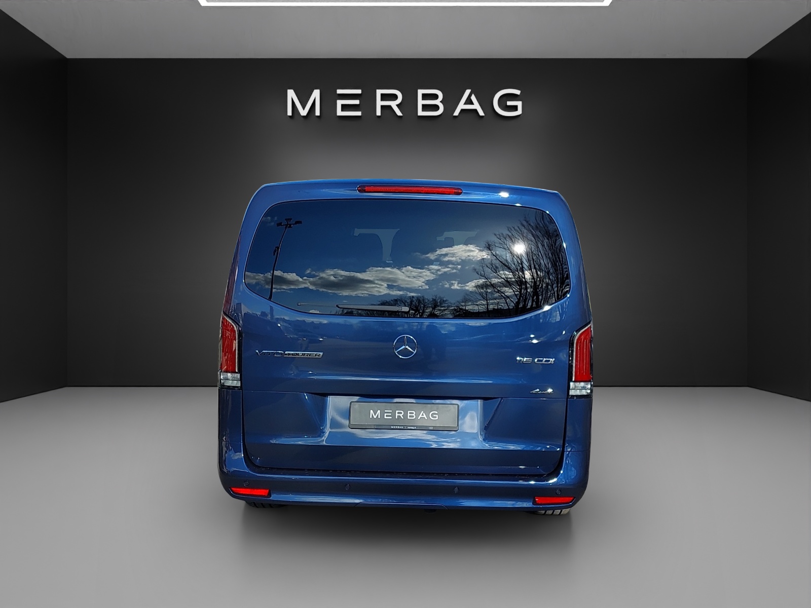 MERCEDES-BENZ Vito 116 CDI Lang Tourer 9G-Tronic 4M Select-image-3
