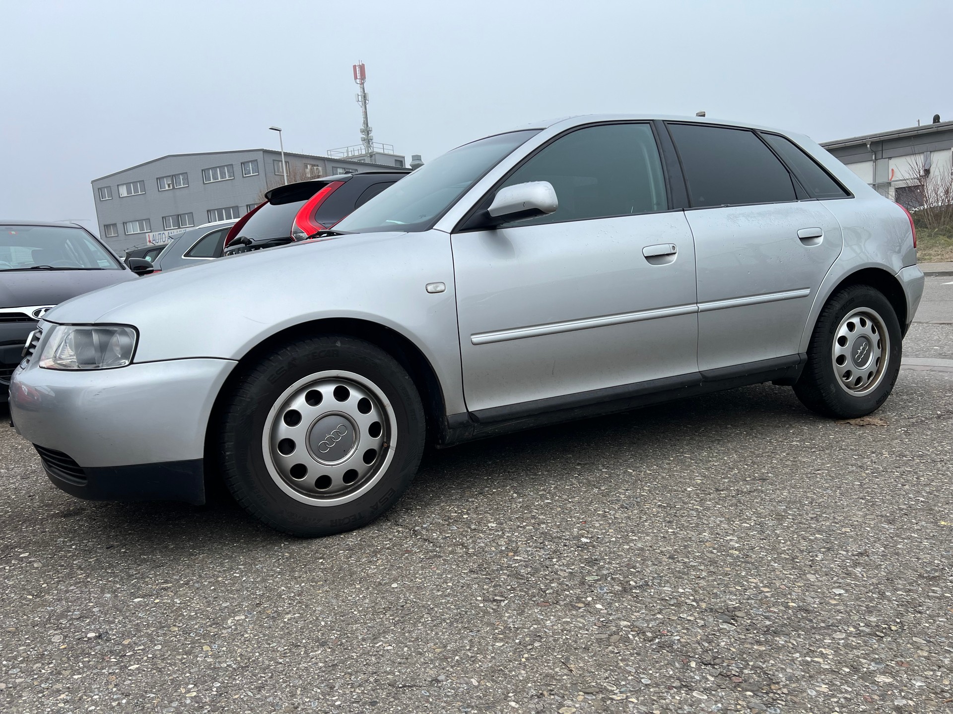 AUDI A3 Automat Benzin-image-10