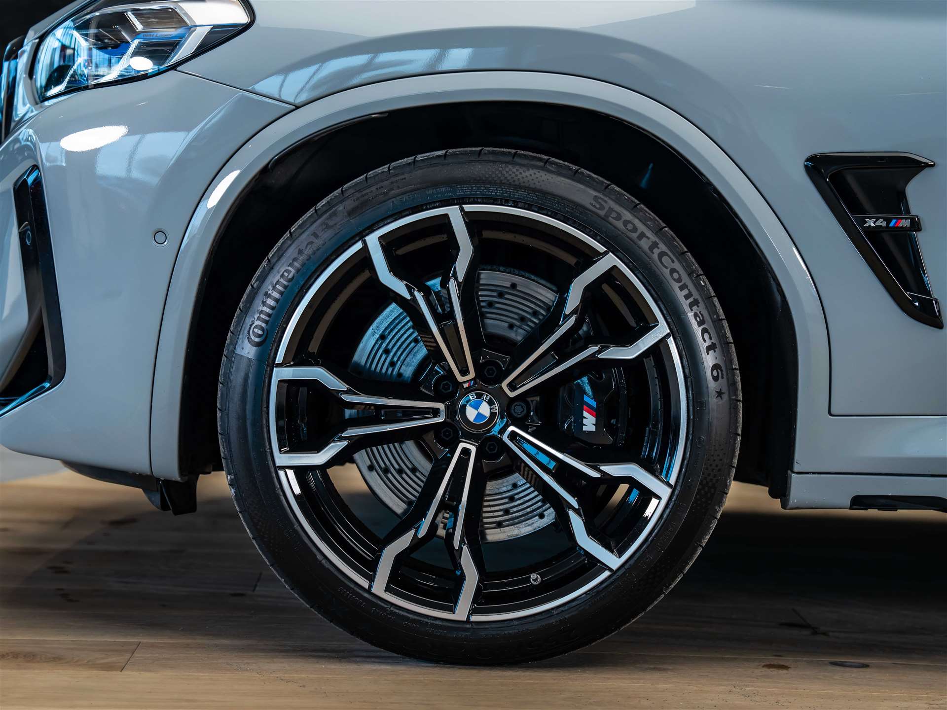 BMW X4M xDrive M Competition Steptronic *Panorama*Sitzlüftung*Head-UP*-image-21