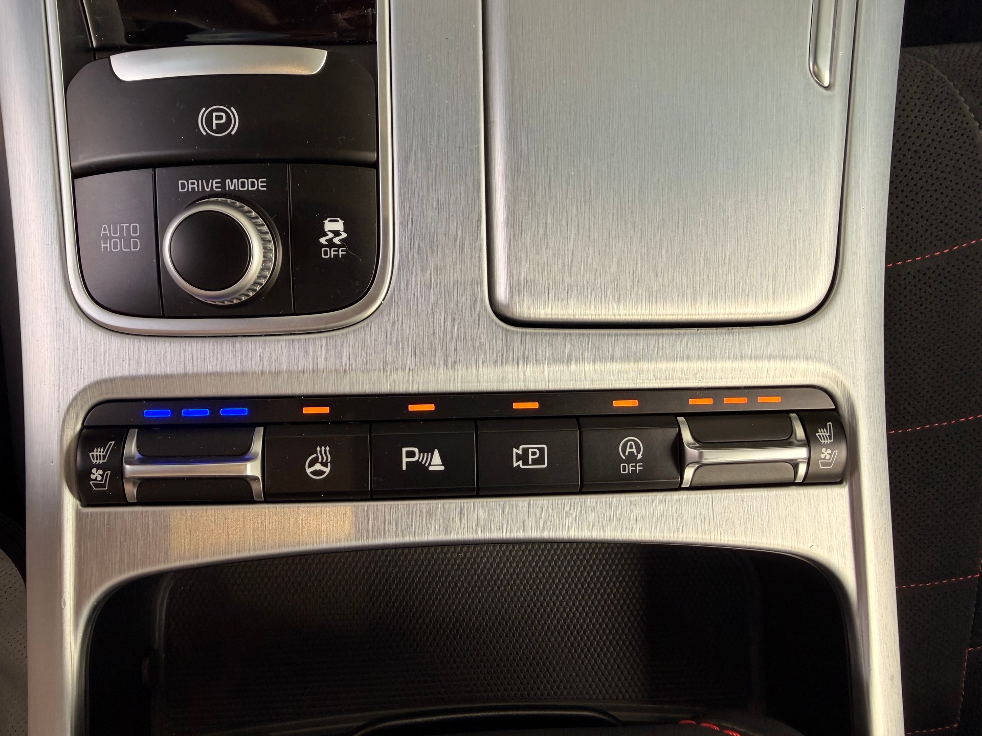 KIA Stinger 3.3 T-GDi GT Automat AWD-image-5