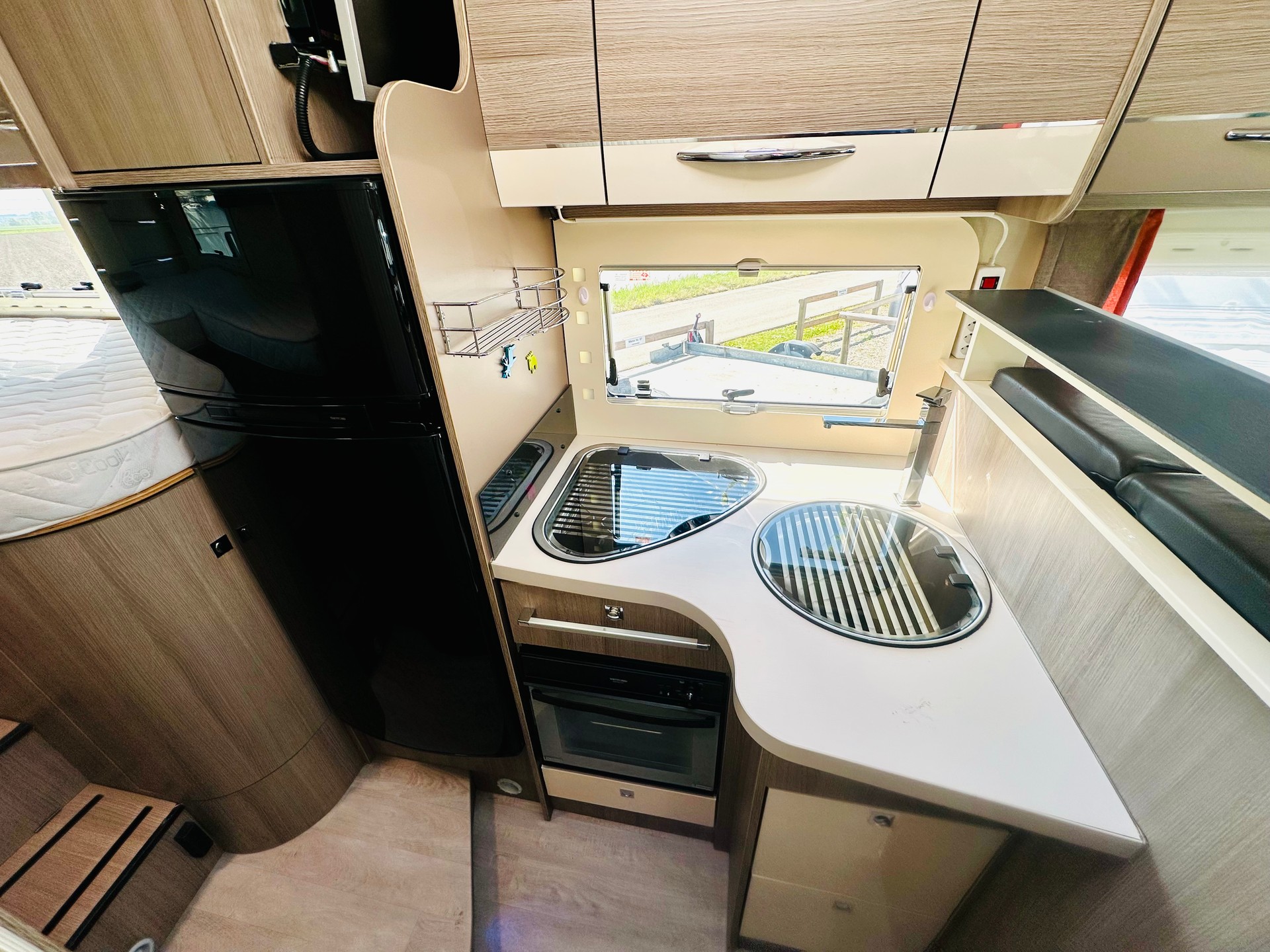 FIAT 2.3JTD 150PS CHALLENGER Megaou ***LÄNGSBETT***DIESEL-HEIZUNG***GARAGE***SOLAR***TV. AUT. SAT-ANLAGE***-image-19