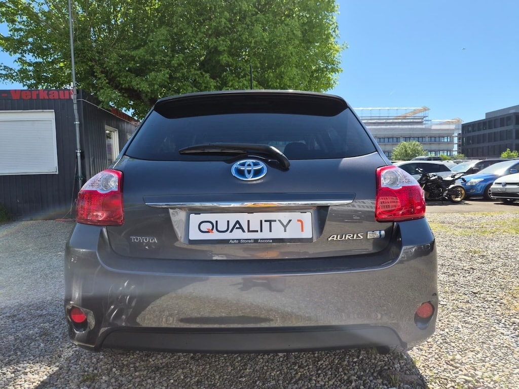 TOYOTA Auris 1.8 16V HSD Linea Luna-image-4