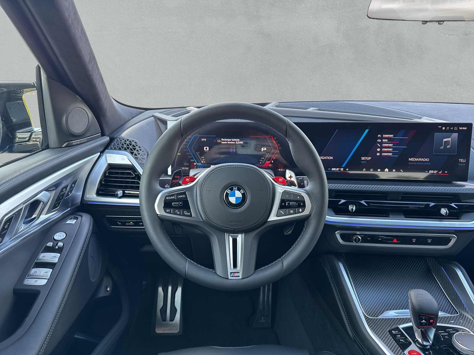 BMW XM xDrive 50e PHEV Steptronic-image-14
